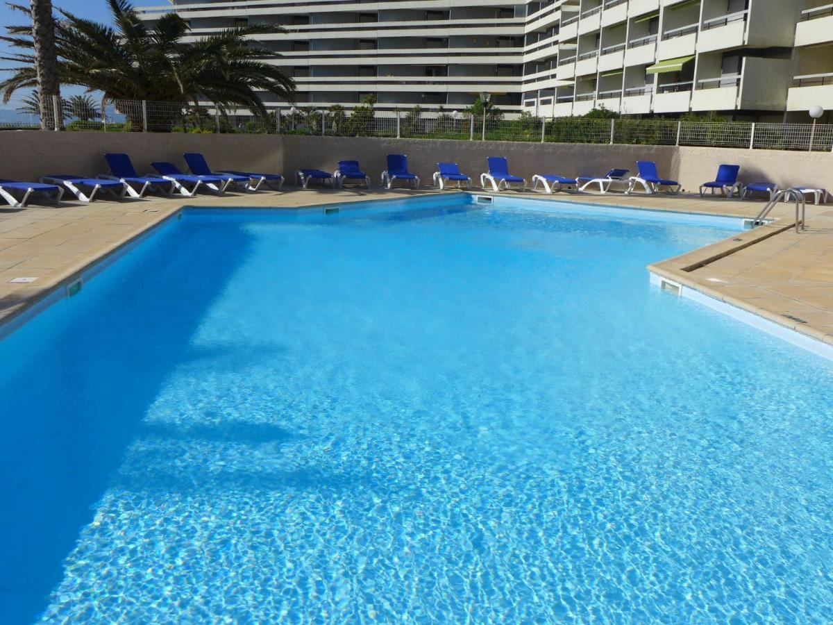 Apartment Copacabana-28 By Interhome カネ エクステリア 写真